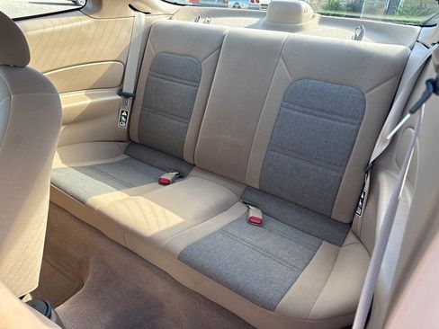 Used 2000 Ford Escort image 22