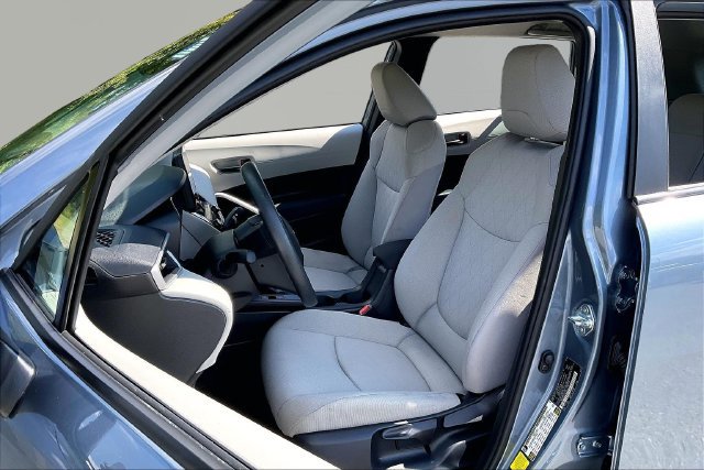 Used 2026 Toyota Corolla Cross L FWD image 15