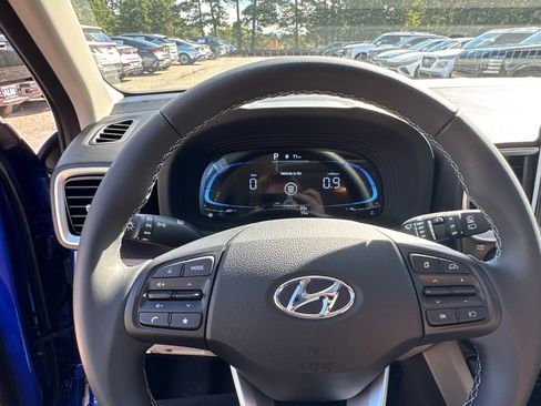 New 2026 Hyundai Venue SEL image 18