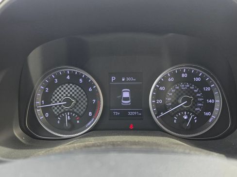 Used 2020 Hyundai Elantra SE FWD image 14