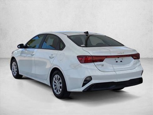 Used 2023 Kia Forte LX FWD image 7