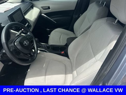 Used 2024 Toyota Corolla Cross L FWD image 20