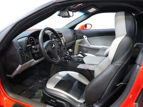 Used 2013 Chevrolet Corvette Z06 w/ 2LZ Preferred Equipment Group RWD image 27