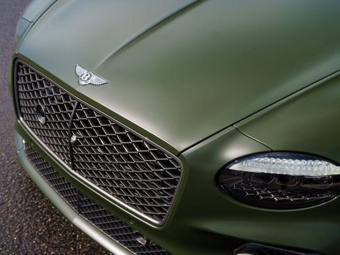 Used 2025 Bentley Continental GT Speed image 27