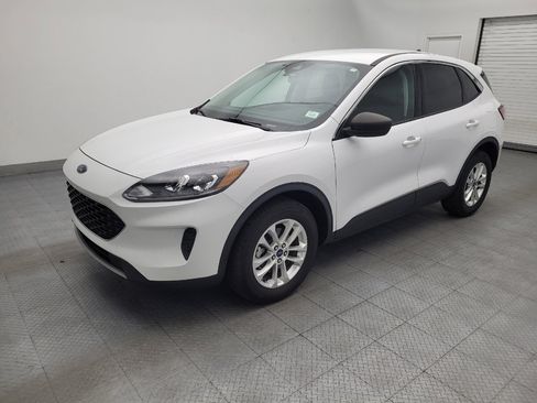 Used 2022 Ford Escape SE AWD/4WD image 2