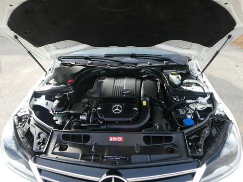 Used 2014 Mercedes-Benz C 250 Sedan image 35