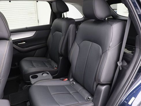 Used 2024 MAZDA CX-90 Plug-In Hybrid w/ Premium Pkg image 12