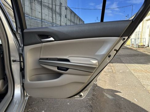 Used 2008 Honda Accord EX image 57