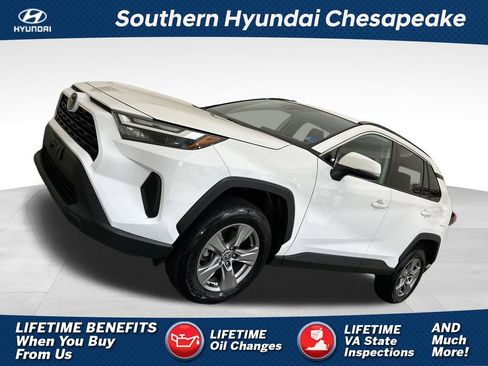 Used 2024 Toyota RAV4 XLE FWD image 1