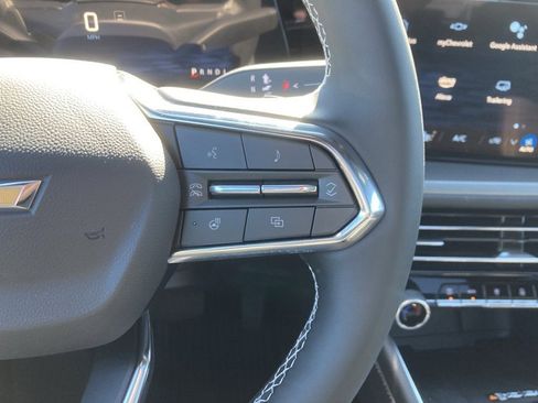 New 2025 Chevrolet Traverse LT w/ Sun and Wheel Package image 14