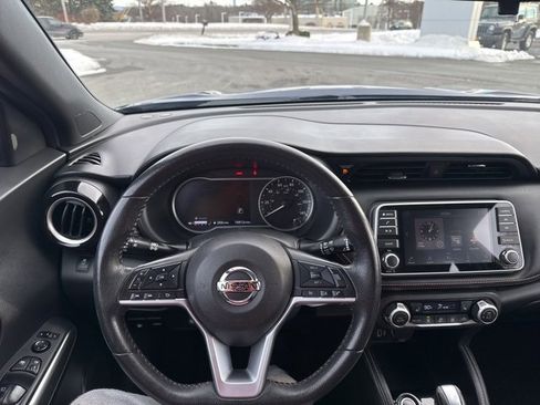 Used 2018 Nissan Kicks SR w/ Premium Package image 9