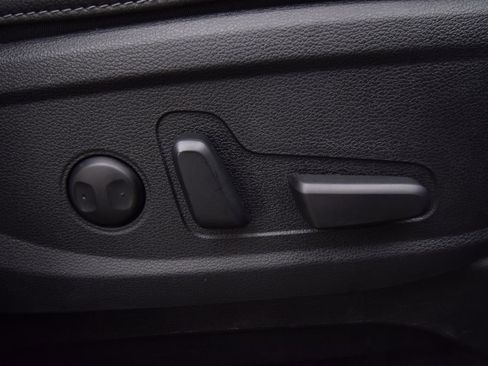 Used 2023 Kia Telluride EX X-Line image 31