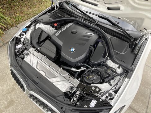 New 2026 BMW 330i xDrive Sedan w/ Convenience Package image 35