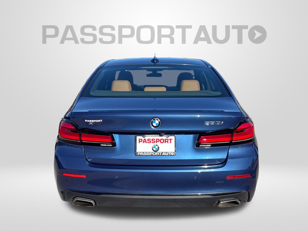 Certified 2023 BMW 530i xDrive w/ Premium Package AWD/4WD image 5