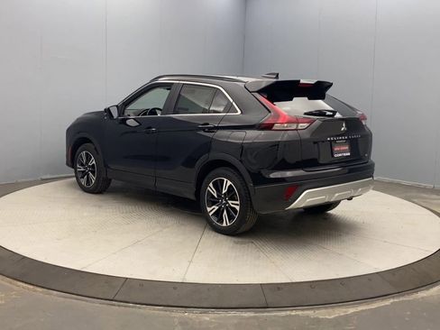 Used 2024 Mitsubishi Eclipse Cross AWD image 3