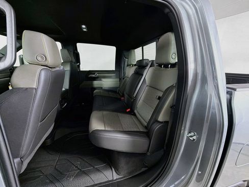New 2026 Chevrolet Silverado 2500 ZR2 AWD/4WD image 19