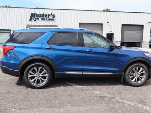 Used 2022 Ford Explorer Limited w/ Equipment Group 301A AWD/4WD image 9