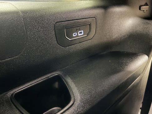 Used 2024 Jeep Grand Cherokee L Altitude image 28