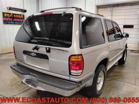 Used 1998 Ford Explorer XLT AWD/4WD image 3