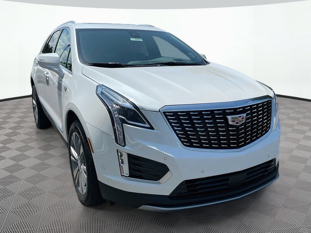 New 2026 Cadillac XT5 Premium Luxury w/ Driver Assist Package FWD image 3