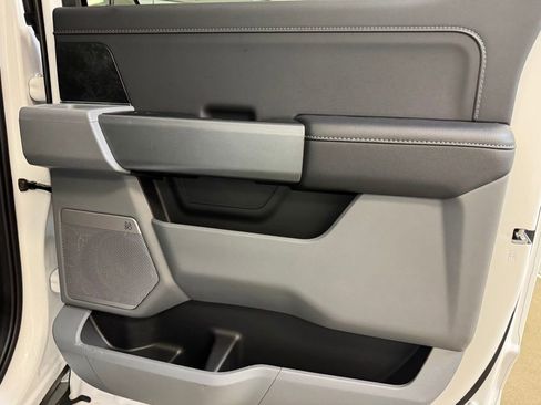 Used 2024 Ford F150 Lightning Flash image 23