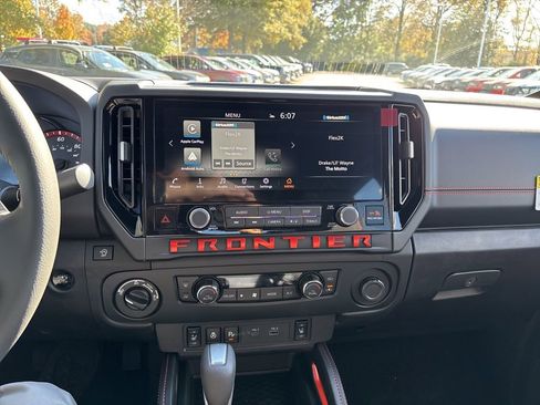 New 2026 Nissan Frontier PRO-4X w/ Pro-4x Convenience Package image 11