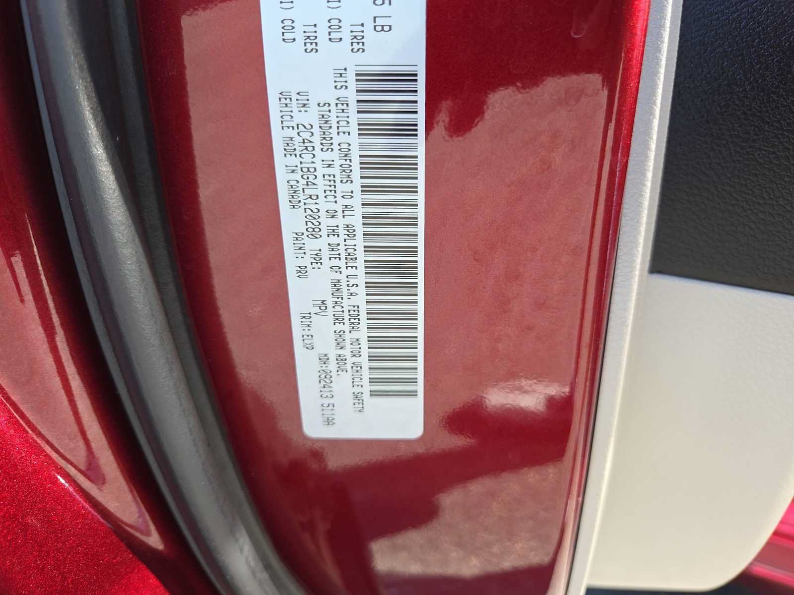 Used 2020 Chrysler Pacifica Touring-L w/ Tire & Wheel Group FWD image 29