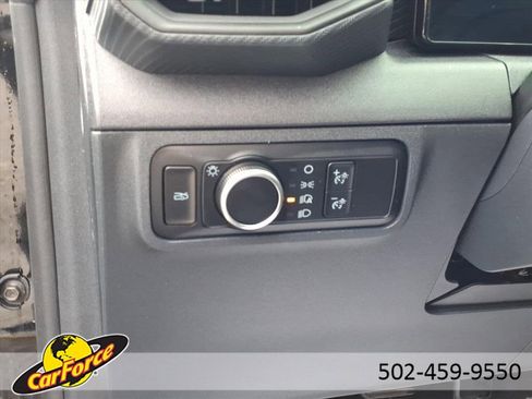 Used 2024 Ford Mustang EcoBoost image 19