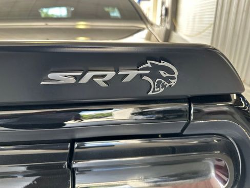 Used 2019 Dodge Challenger SRT Hellcat Redeye RWD image 6