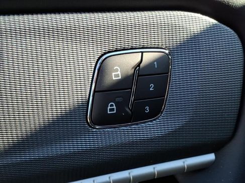 New 2026 Ford Explorer ST-Line w/ ST-Line Street Pack image 19