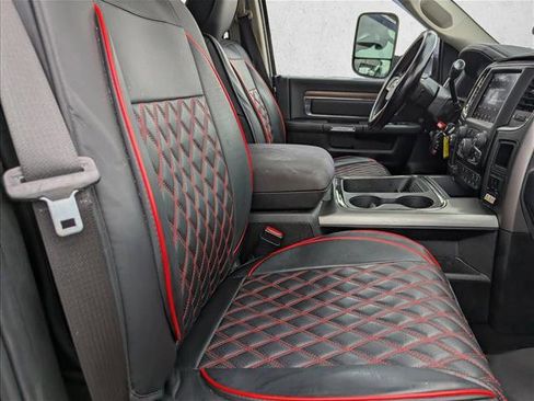 Used 2018 RAM 2500 Laramie w/ Sport Appearance Group image 26