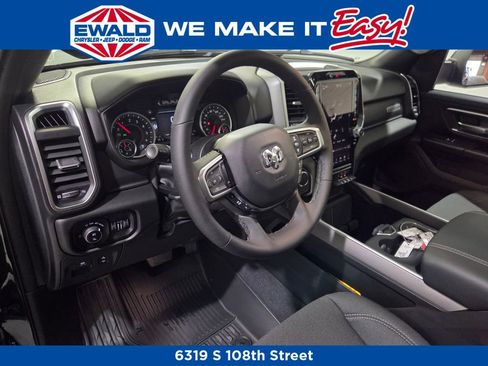 New 2026 RAM 1500 Big Horn AWD/4WD image 7