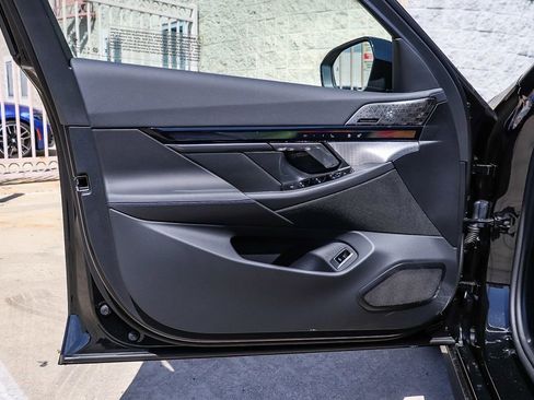 New 2026 BMW i5 eDrive40 w/ M Sport Package image 23