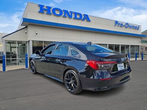 Used 2023 Honda Civic Sport image 6