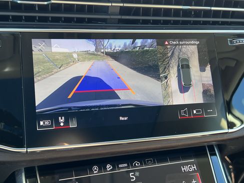 Used 2023 Audi Q7 2.0T Premium Plus w/ Premium Plus Package image 25