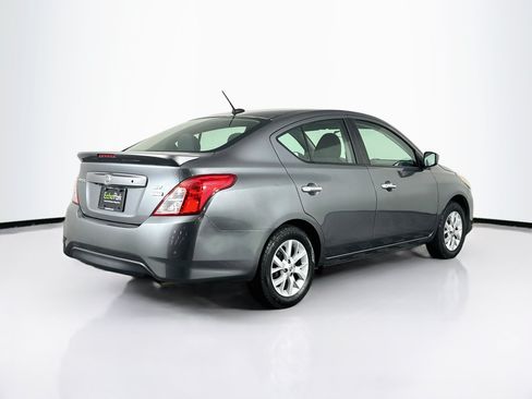 Used 2019 Nissan Versa SV w/ SV Special Edition Package FWD image 9
