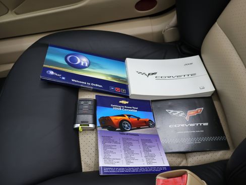 Used 2008 Chevrolet Corvette Convertible w/ Preferred Equipment Group RWD image 38