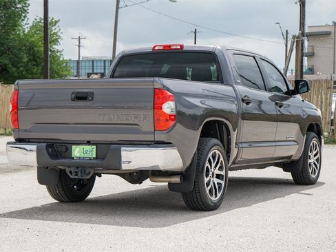 Used 2017 Toyota Tundra SR5 image 5