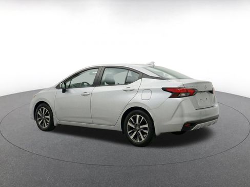 Used 2025 Nissan Versa SV FWD image 7