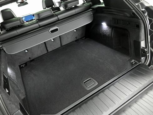 Used 2026 BMW X5 M60i image 22
