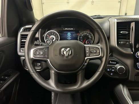 New 2026 RAM 1500 Express AWD/4WD image 17