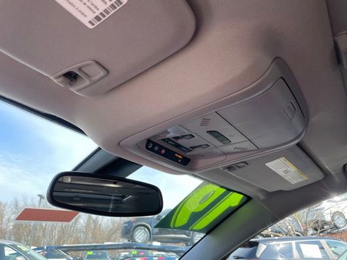 Used 2019 GMC Acadia SLT w/ LPO, Floor Liner Package image 31