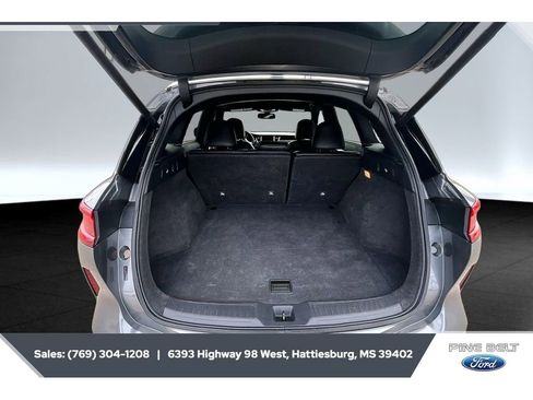 Used 2021 INFINITI QX50 Luxe w/ Appearance Package FWD image 21