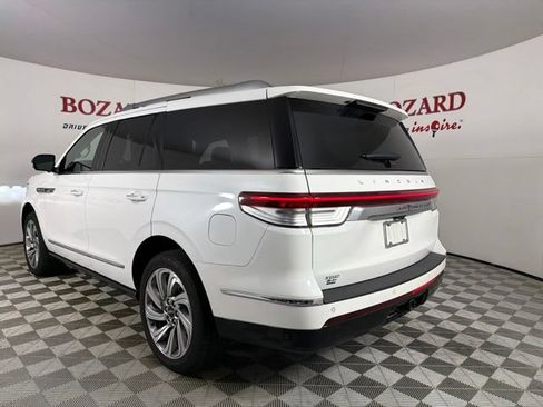 Certified 2023 Lincoln Navigator 4WD image 6