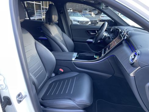 Certified 2025 Mercedes-Benz GLC 300 image 49