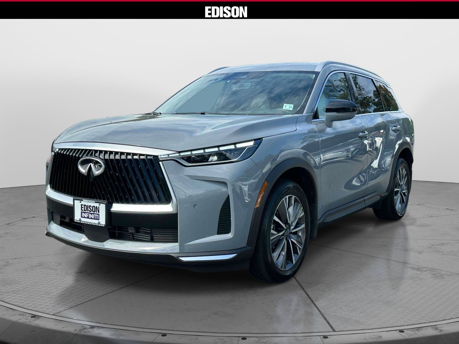 Used 2027 INFINITI QX60 Luxe w/ Cargo Package AWD/4WD image 2