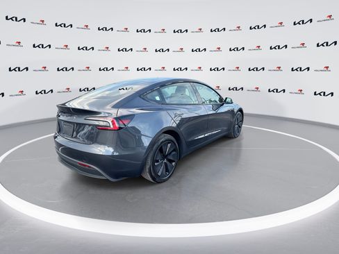 Used 2024 Tesla Model 3 Standard Range RWD image 8