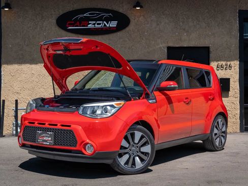 Used 2015 Kia Soul ! w/ Sun & Sound Package FWD image 12