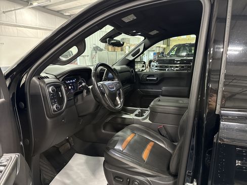 Used 2020 GMC Sierra 1500 AT4 w/ AT4 Premium Package AWD/4WD image 10