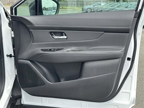 New 2025 Nissan Murano SV image 8